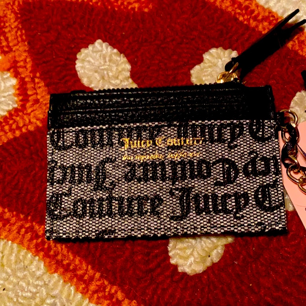 ❌SOLD❌ Juicy Couture NWT Yellow Gold Heart ♥️ Key Chain/Heart Cardholder - Picture 3 of 8